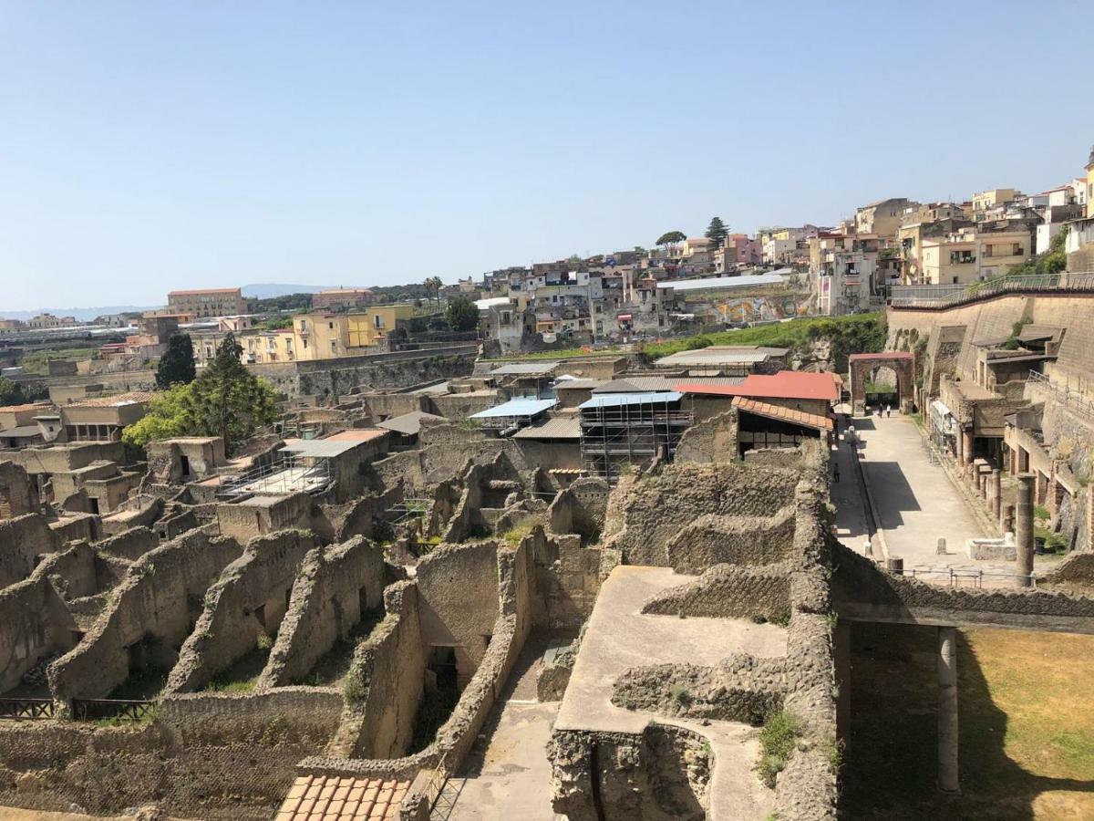 Short Lets Lulu Apartment Ercolano Luaran gambar