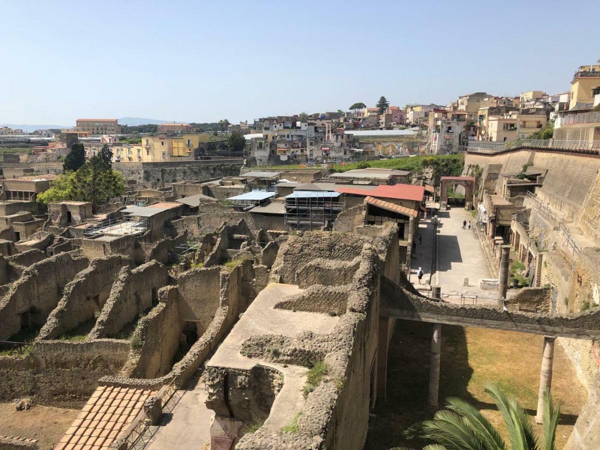 Short Lets Lulu Apartment Ercolano Luaran gambar