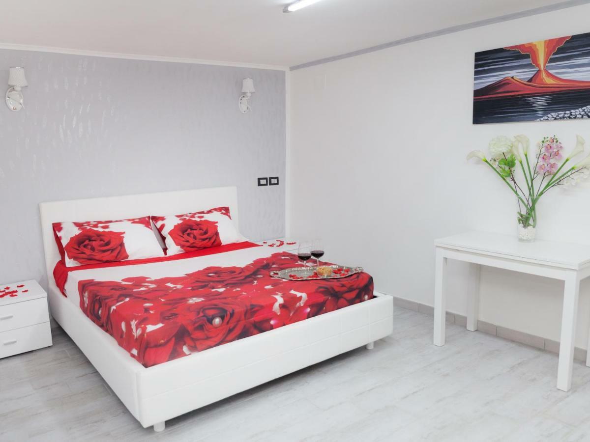 Short Lets Lulu Apartment Ercolano Luaran gambar