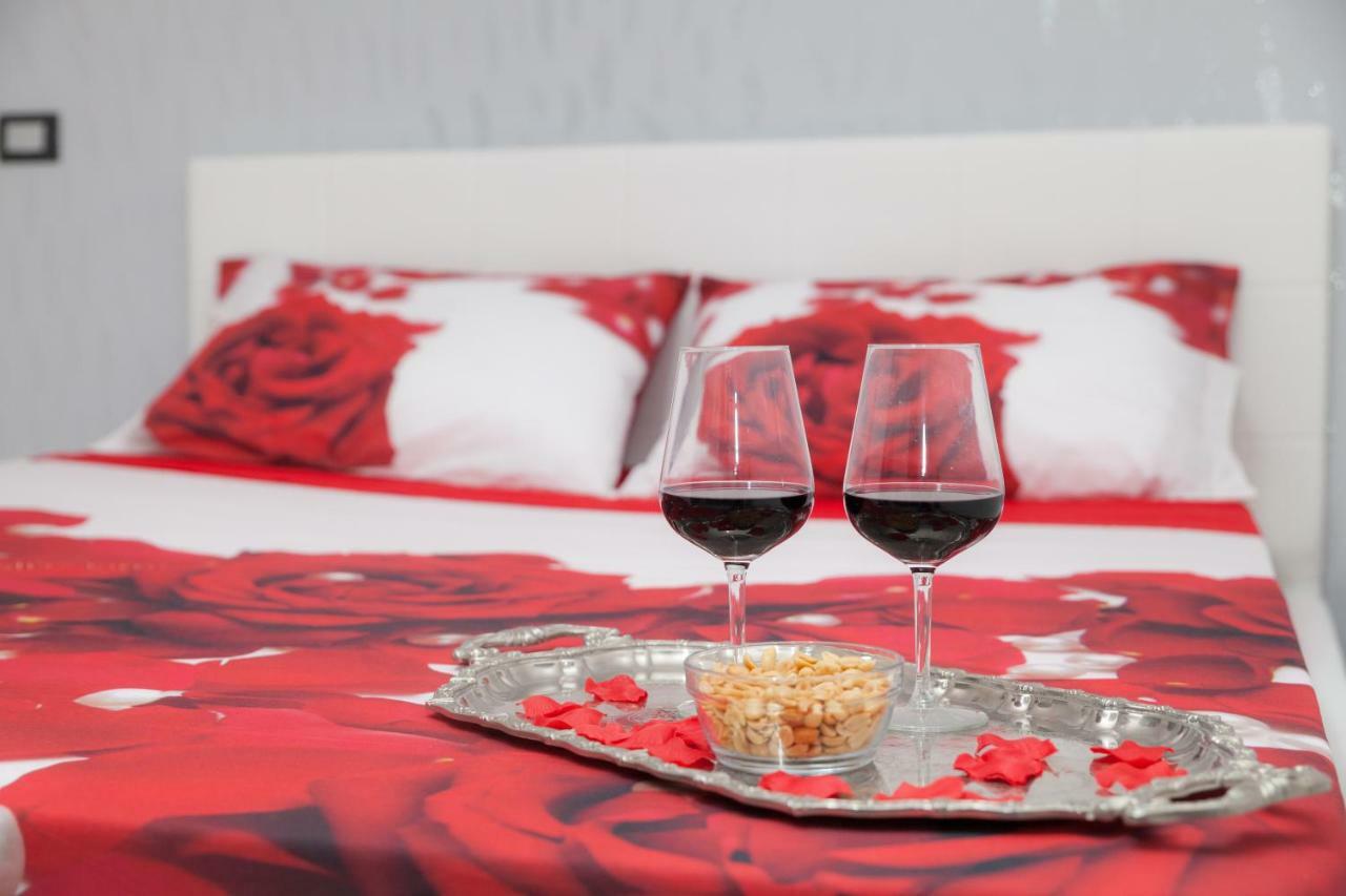 Short Lets Lulu Apartment Ercolano Luaran gambar