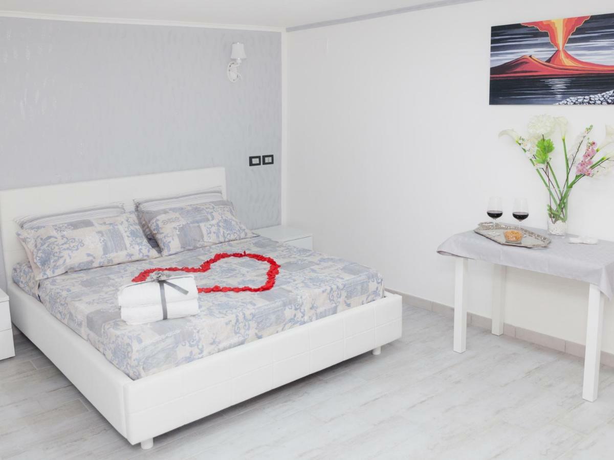 Short Lets Lulu Apartment Ercolano Luaran gambar