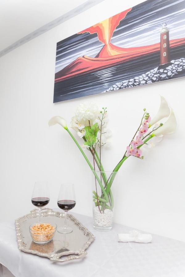 Short Lets Lulu Apartment Ercolano Luaran gambar